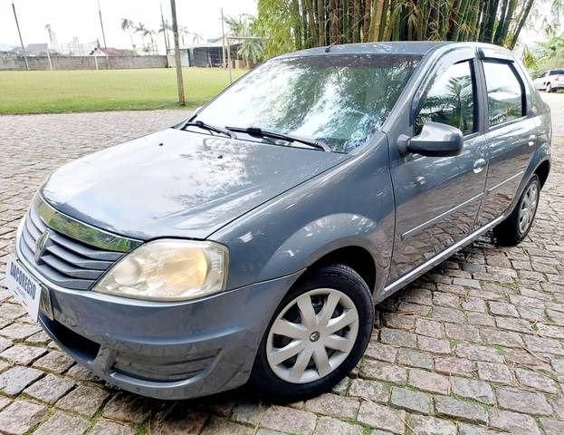 //www.autoline.com.br/carro/renault/logan-16-expression-8v-flex-4p-manual/2013/joinville-sc/24970701