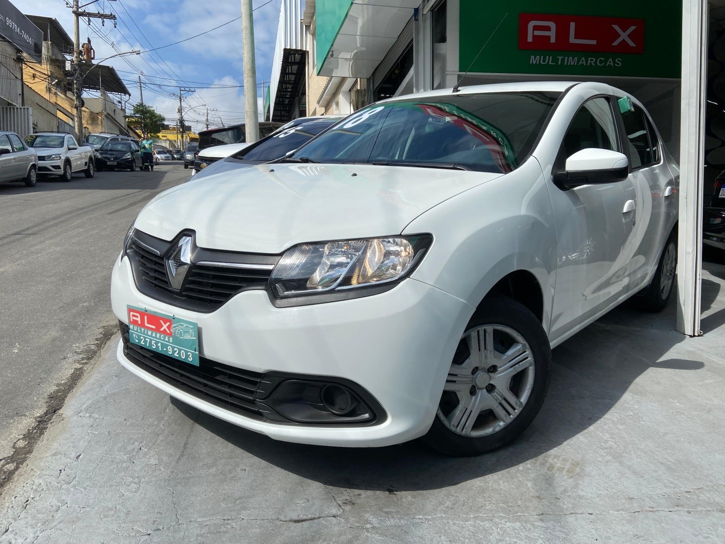 //www.autoline.com.br/carro/renault/logan-16-expression-16v-flex-4p-easy-r/2018/sao-joao-de-meriti-rj/24982897