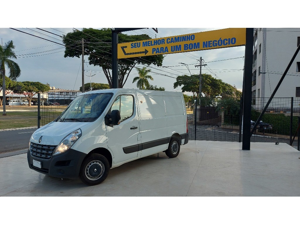 //www.autoline.com.br/carro/renault/master-23-l3h2-extra-vitre-16v-diesel-4p-turbo-manua/2015/americana-sp/23886809