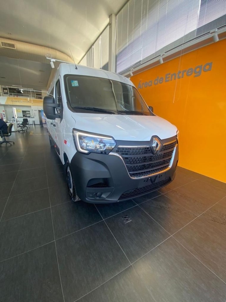 //www.autoline.com.br/carro/renault/master-23-l3h2-minibus-executive-16l-16v-diesel-4p-t/2025/uberlandia-mg/25032259