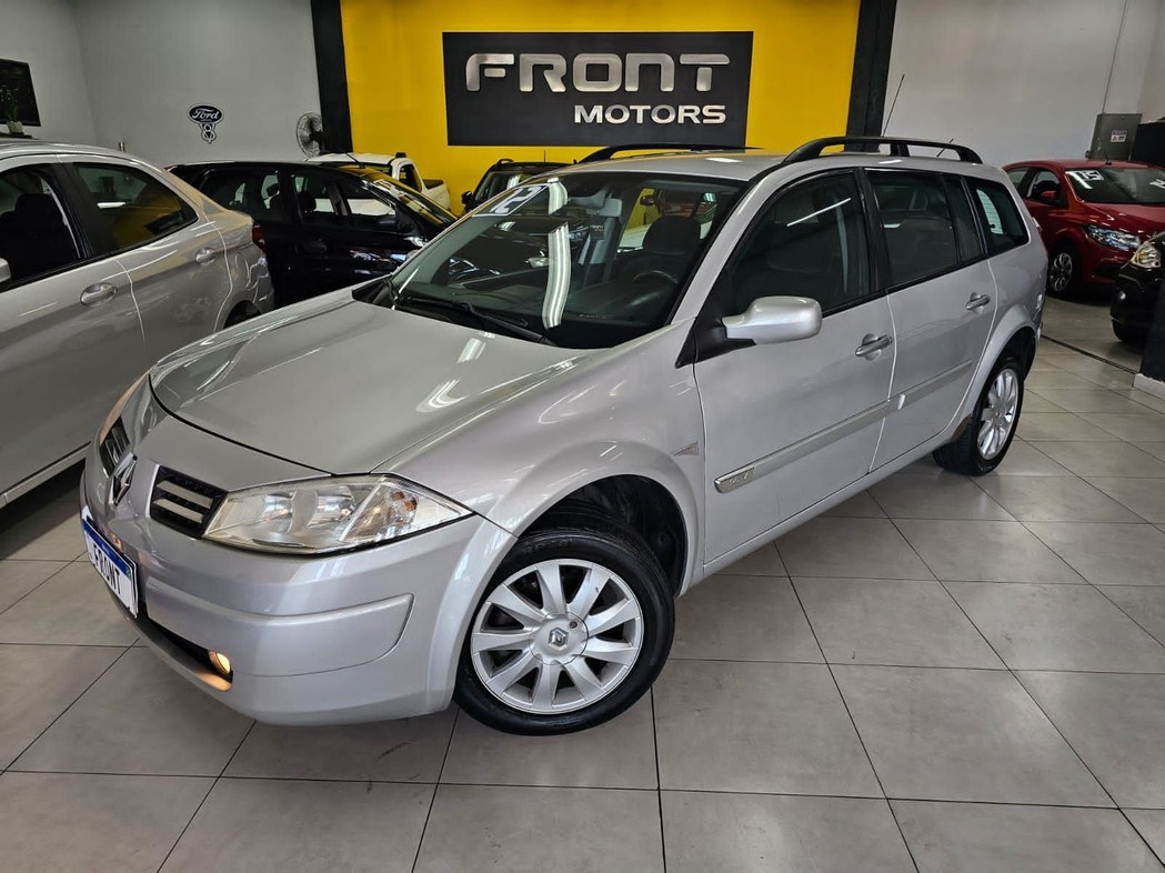 //www.autoline.com.br/carro/renault/megane-16-dynamique-16v-110cv-4p-flex-manual/2012/santo-andre-sp/24818982