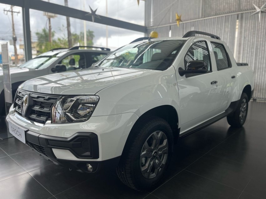 //www.autoline.com.br/carro/renault/oroch-16-intense-16v-flex-4p-manual/2025/brasilia-df/24704993