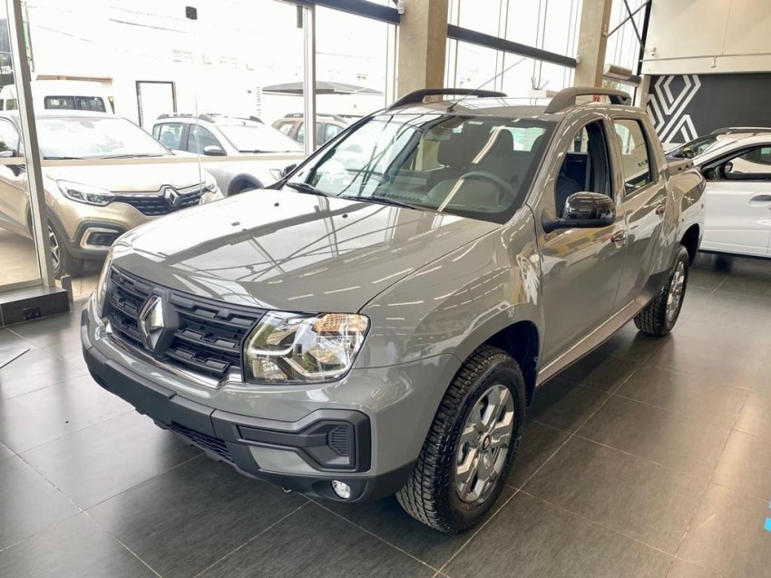 //www.autoline.com.br/carro/renault/oroch-16-intense-16v-flex-4p-manual/2025/uberlandia-mg/25031845