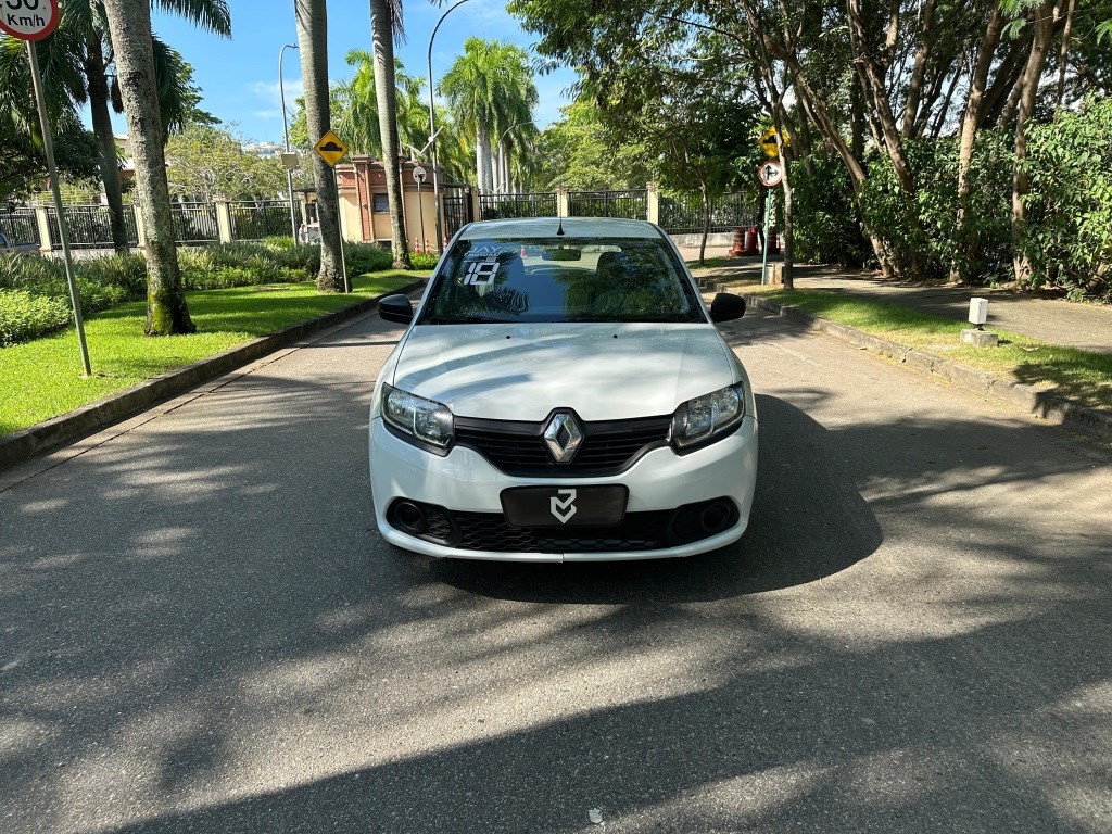 //www.autoline.com.br/carro/renault/sandero-10-authentique-12v-flex-4p-manual/2018/rio-de-janeiro-rj/24125938