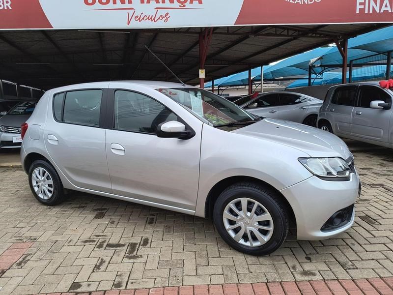 //www.autoline.com.br/carro/renault/sandero-10-expression-12v-flex-4p-manual/2019/cascavel-pr/24210841