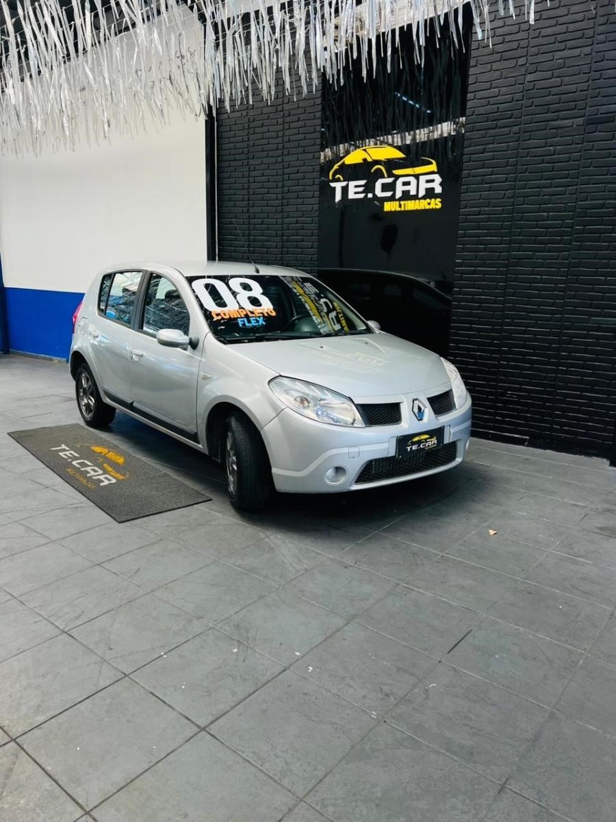 //www.autoline.com.br/carro/renault/sandero-16-privilege-16v-flex-4p-manual/2008/maua-sp/24311035