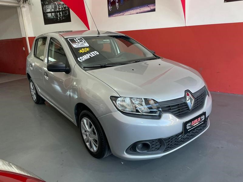 //www.autoline.com.br/carro/renault/sandero-10-authentique-16v-flex-4p-manual/2016/sao-paulo-sp/24599323