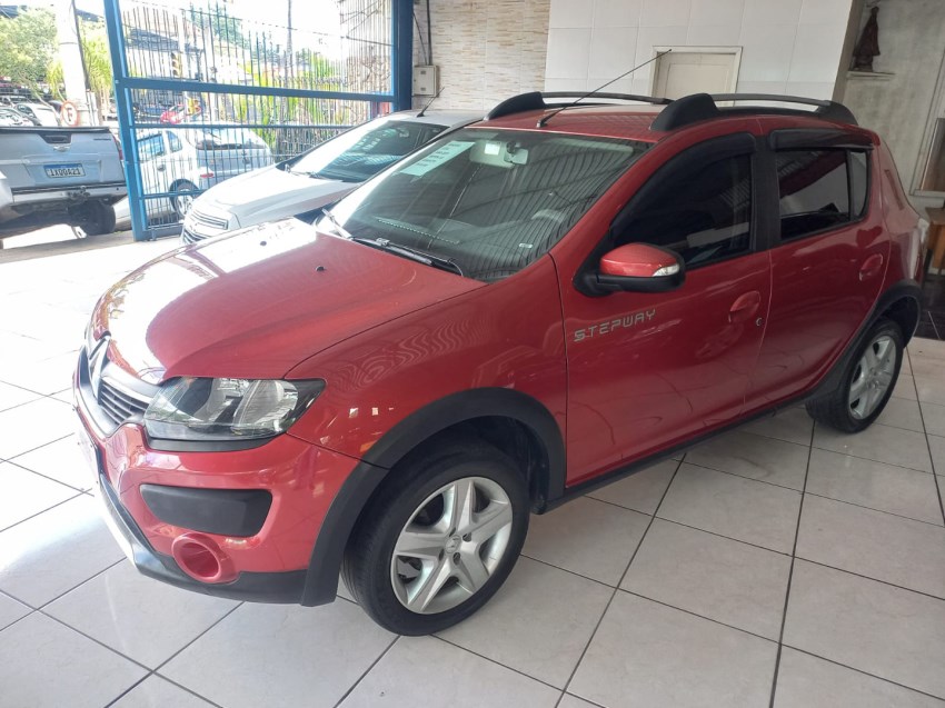 //www.autoline.com.br/carro/renault/sandero-16-stepway-expression-16v-flex-4p-manual/2019/porto-alegre-rs/24663722