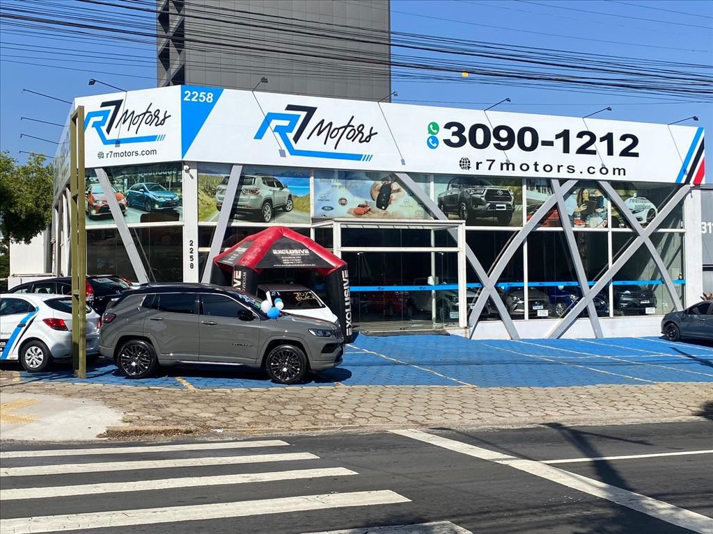 //www.autoline.com.br/carro/renault/sandero-16-stepway-16v-flex-4p-automatico/2013/campinas-sp/24670508