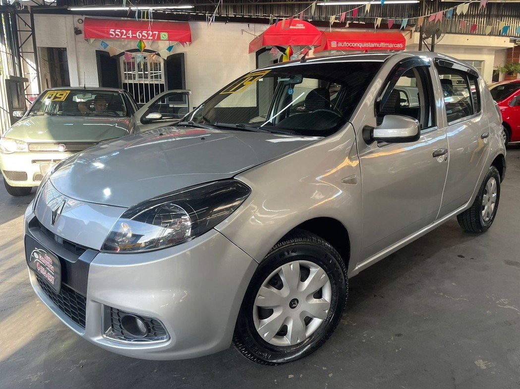 //www.autoline.com.br/carro/renault/sandero-10-expression-16v-flex-4p-manual/2014/sao-paulo-sp/24740297