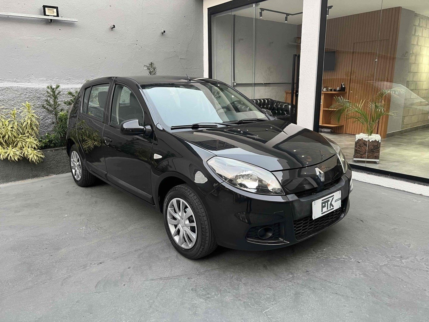 //www.autoline.com.br/carro/renault/sandero-16-privilege-8v-flex-4p-manual/2013/rio-de-janeiro-rj/24763638