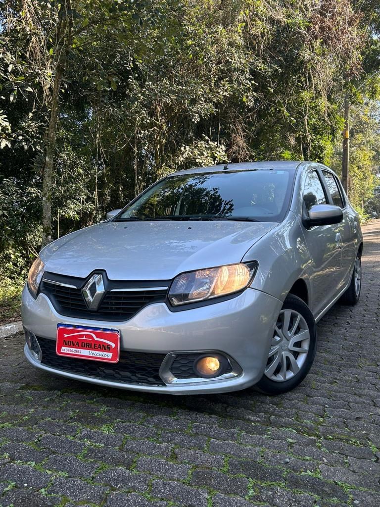 //www.autoline.com.br/carro/renault/sandero-10-authentique-16v-flex-4p-manual/2015/orleans-sc/24799508