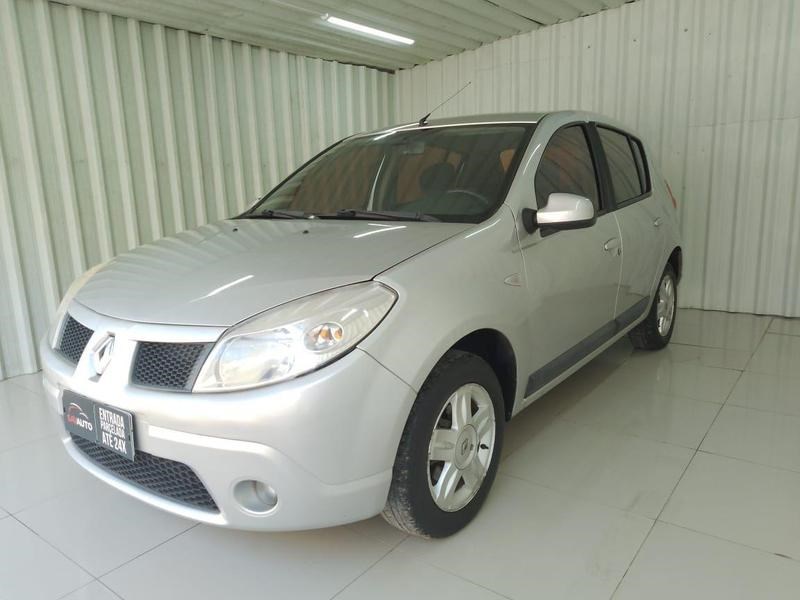 //www.autoline.com.br/carro/renault/sandero-16-privilege-16v-flex-4p-manual/2010/porto-alegre-rs/24900818