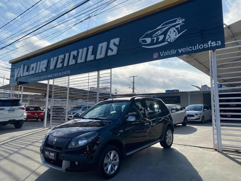 //www.autoline.com.br/carro/renault/sandero-16-stepway-16v-flex-4p-automatico/2013/feira-de-santana-ba/24907575