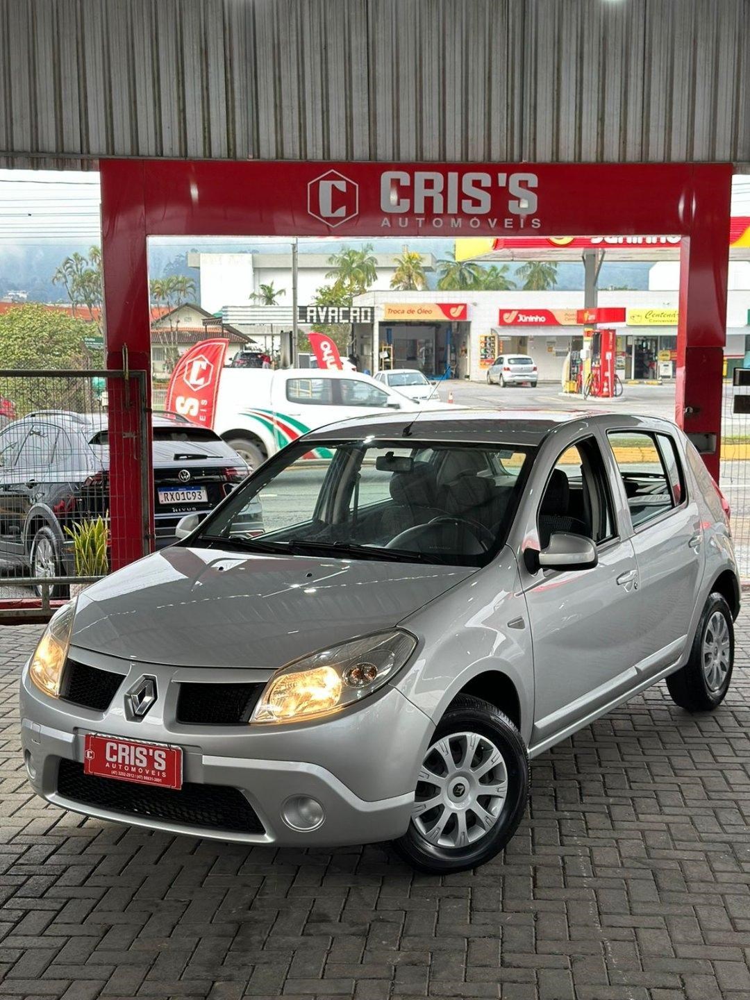 //www.autoline.com.br/carro/renault/sandero-10-expression-16v-flex-4p-manual/2011/jaragua-do-sul-sc/24938979