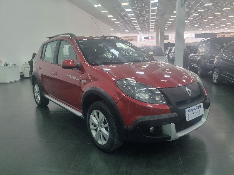 //www.autoline.com.br/carro/renault/sandero-16-stepway-16v-flex-4p-automatico/2014/sao-paulo-sp/25008794
