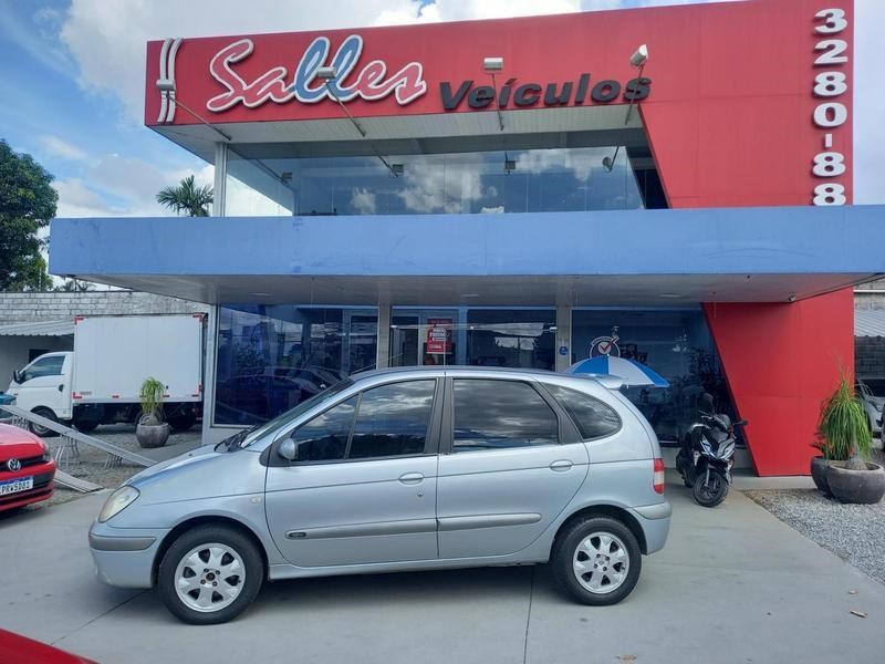 //www.autoline.com.br/carro/renault/scenic-16-privilege-16v-gasolina-4p-automatico/2006/aparecida-de-goiania-go/24284506