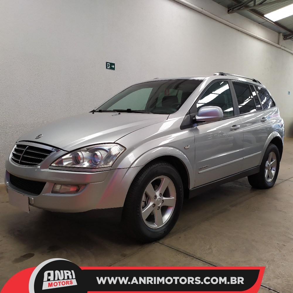 //www.autoline.com.br/carro/ssangyong/kyron-20-gls-16v-diesel-4p-4x4-turbo-automatico/2012/uberlandia-mg/24589564