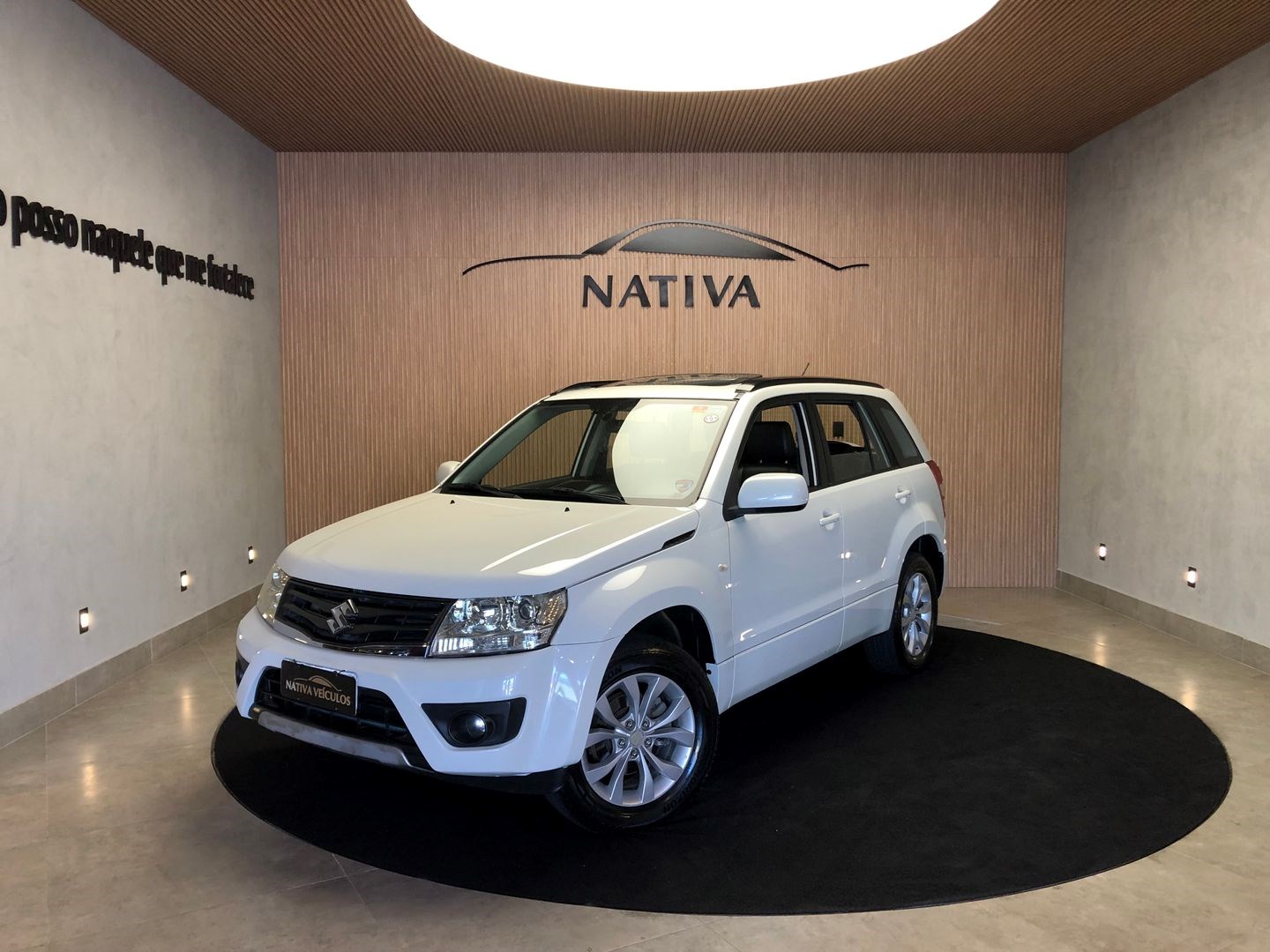 //www.autoline.com.br/carro/suzuki/grand-vitara-20-16v-gasolina-4p-4x4-automatico/2013/jundiai-sp/24556807