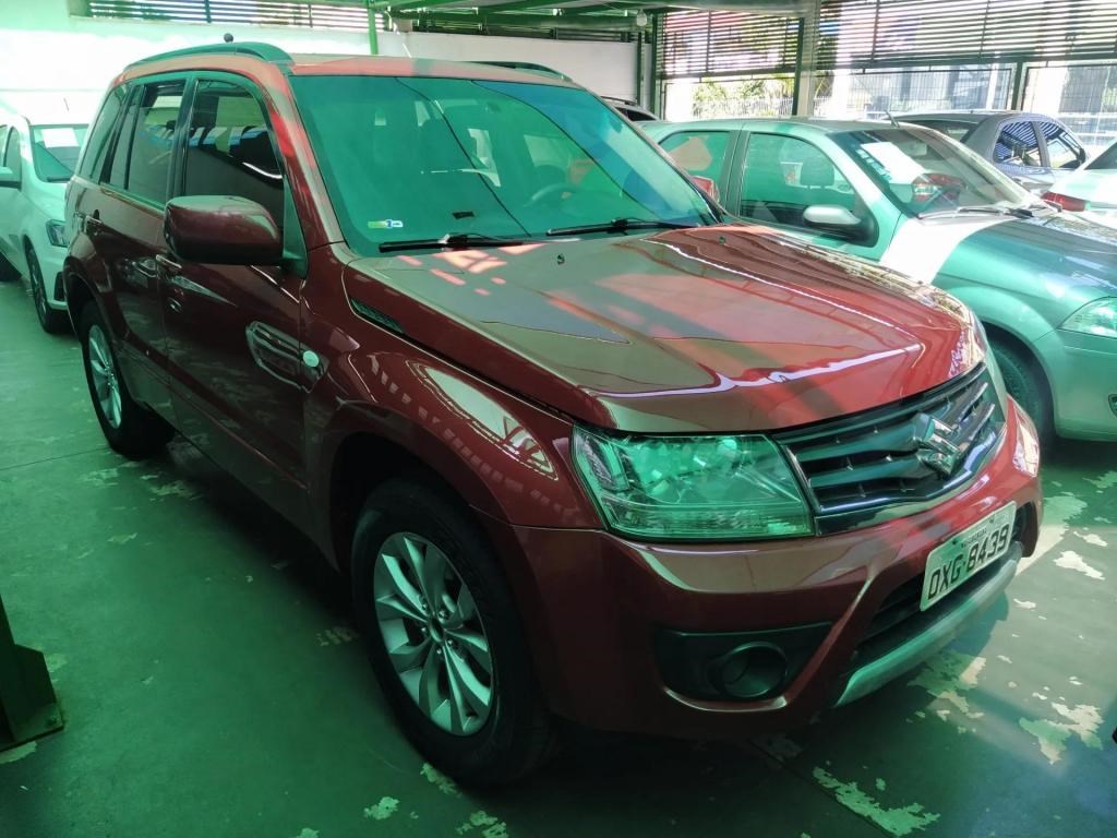 //www.autoline.com.br/carro/suzuki/grand-vitara-20-2wd-16v-gasolina-4p-automatico/2013/uberaba-mg/24901482