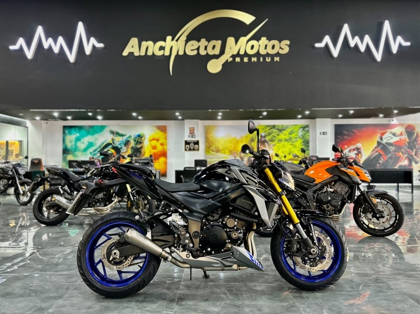 //www.autoline.com.br/moto/suzuki/gsx-s-750/2023/peruibe-sp/24606455