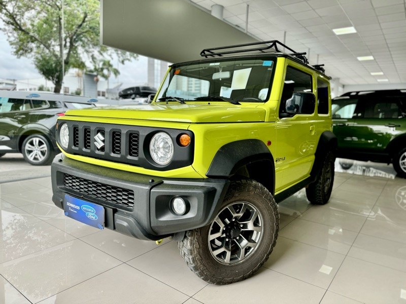 //www.autoline.com.br/carro/suzuki/jimny-sierra-15-4style-16v-gasolina-2p-4x4-automatico/2020/sao-paulo-sp/24807438