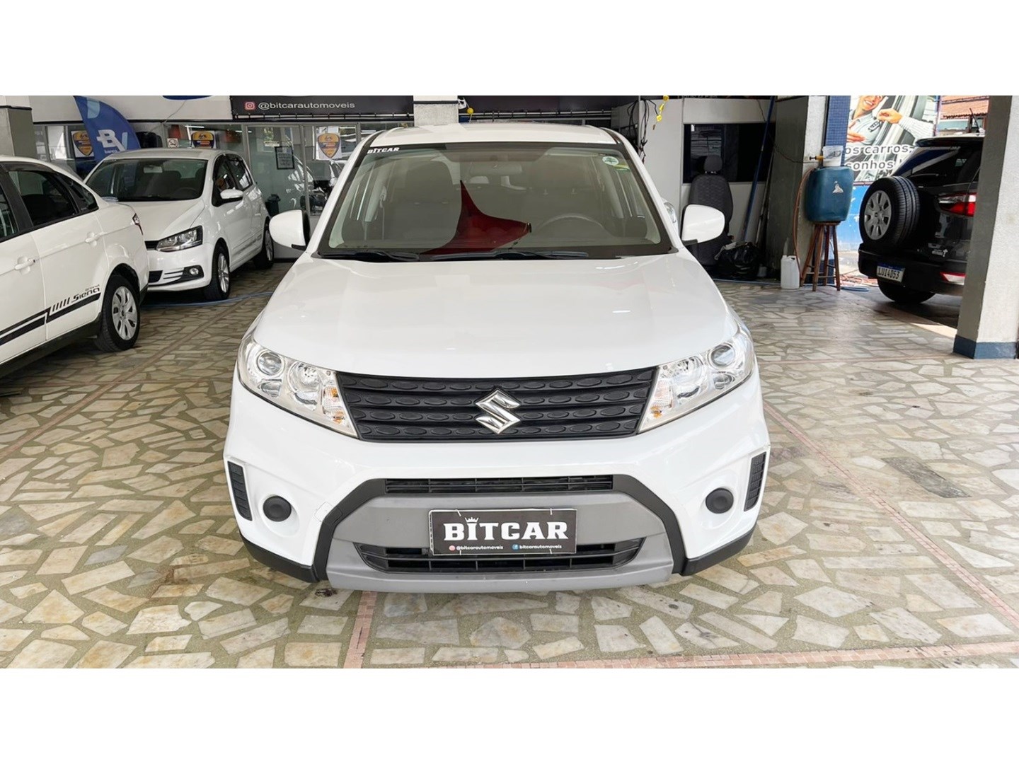 //www.autoline.com.br/carro/suzuki/vitara-16-4all-se-16v-gasolina-4p-automatico/2019/rio-de-janeiro-rj/24809230