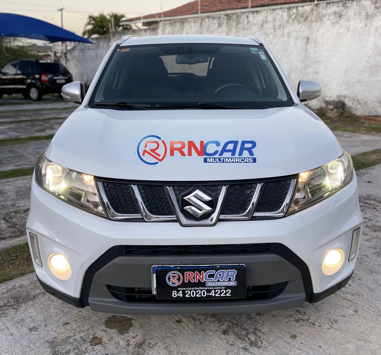 //www.autoline.com.br/carro/suzuki/vitara-16-4you-16v-gasolina-4p-4x4-automatico/2017/natal-rn/24822163
