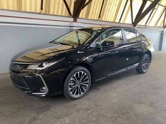 //www.autoline.com.br/carro/toyota/corolla-20-sedan-altis-premium-flex-4p-cvt/2024/sao-paulo-sp/22992551