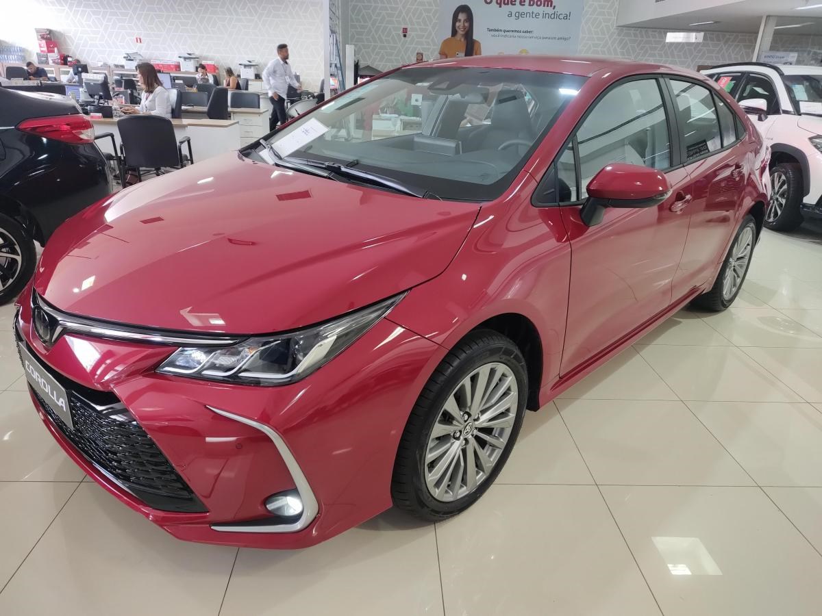 //www.autoline.com.br/carro/toyota/corolla-20-sedan-xei-16v-flex-4p-cvt/2024/anapolis-go/23489185