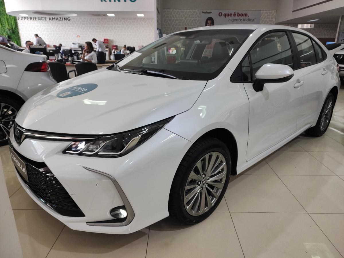 //www.autoline.com.br/carro/toyota/corolla-20-sedan-xei-16v-flex-4p-cvt/2024/anapolis-go/23489335