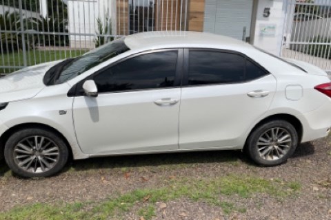 //www.autoline.com.br/carro/toyota/corolla-20-xei-16v-flex-4p-automatico/2015/jacinto-machado-sc/23560722