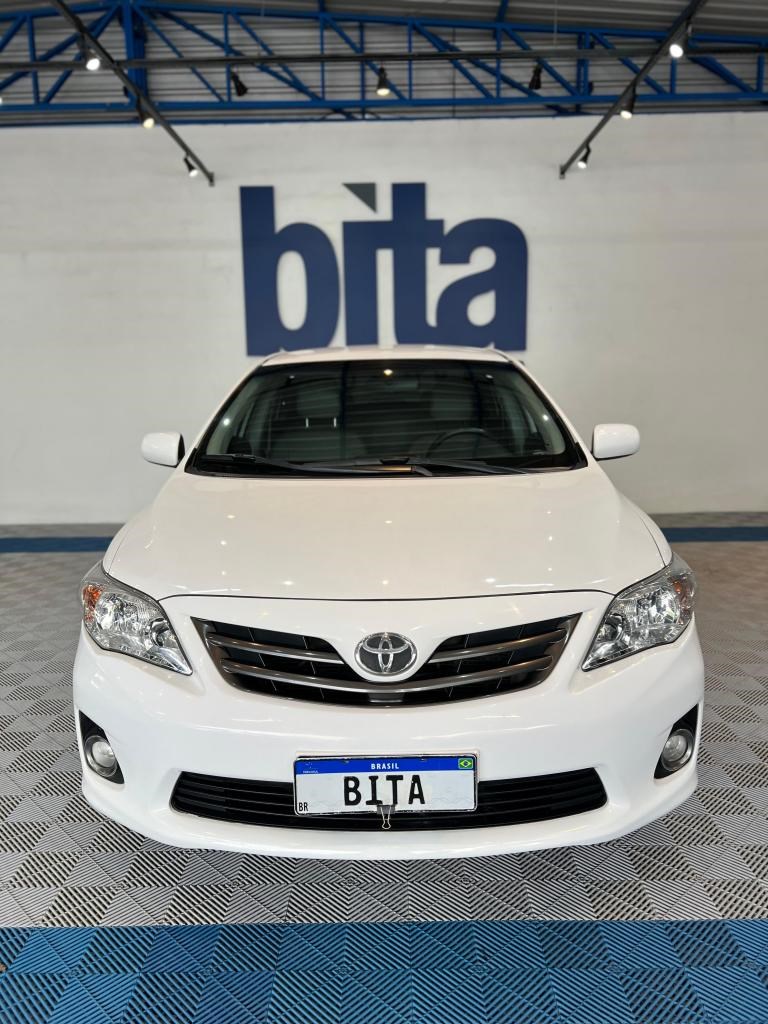 //www.autoline.com.br/carro/toyota/corolla-18-gli-16v-flex-4p-automatico/2014/icara-sc/23638551