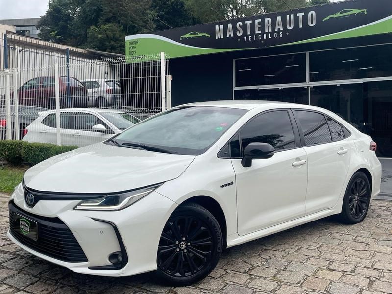 //www.autoline.com.br/carro/toyota/corolla-18-altis-hybrid-16v-flex-4p-cvt/2020/curitiba-pr/24239344