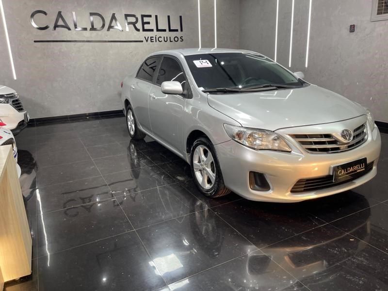 //www.autoline.com.br/carro/toyota/corolla-18-gli-16v-flex-4p-manual/2014/londrina-pr/24245255