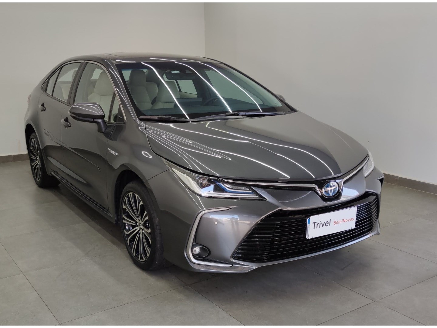 //www.autoline.com.br/carro/toyota/corolla-18-sedan-altis-premium-hybrid-16v-flex-4p-cvt/2023/uberlandia-mg/24323780