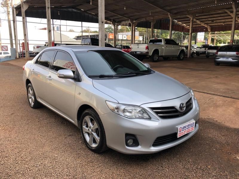 //www.autoline.com.br/carro/toyota/corolla-20-xei-16v-flex-4p-automatico/2014/dourados-ms/24431486