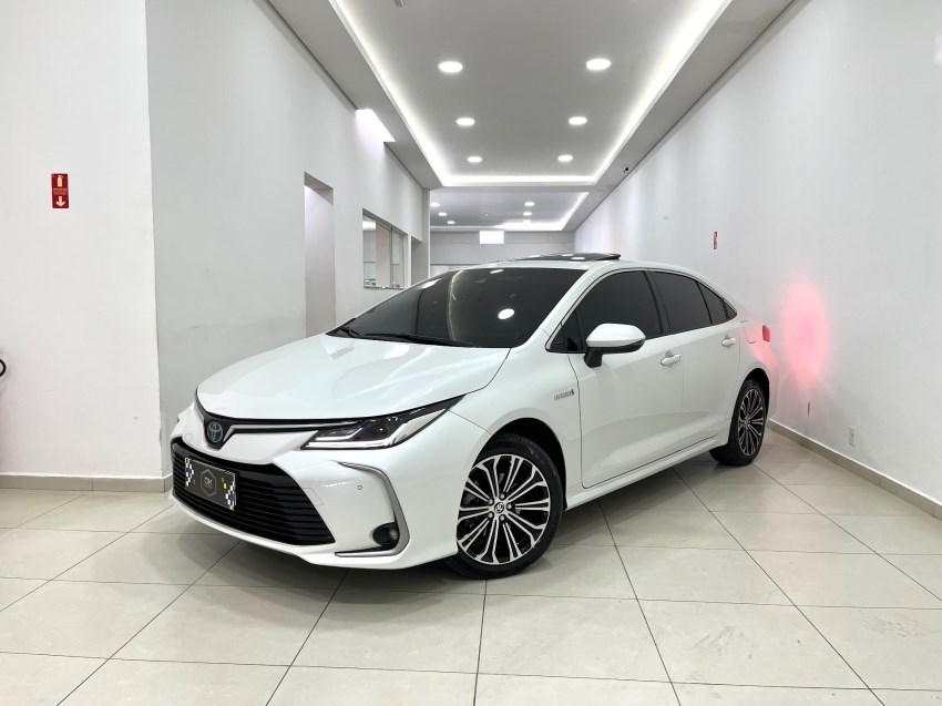 //www.autoline.com.br/carro/toyota/corolla-18-sedan-altis-premium-hybrid-16v-flex-4p-cvt/2023/campinas-sp/24481822