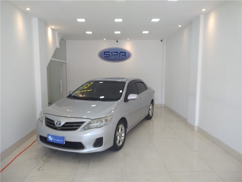 //www.autoline.com.br/carro/toyota/corolla-18-gli-16v-flex-4p-automatico/2013/rio-de-janeiro-rj/24526887