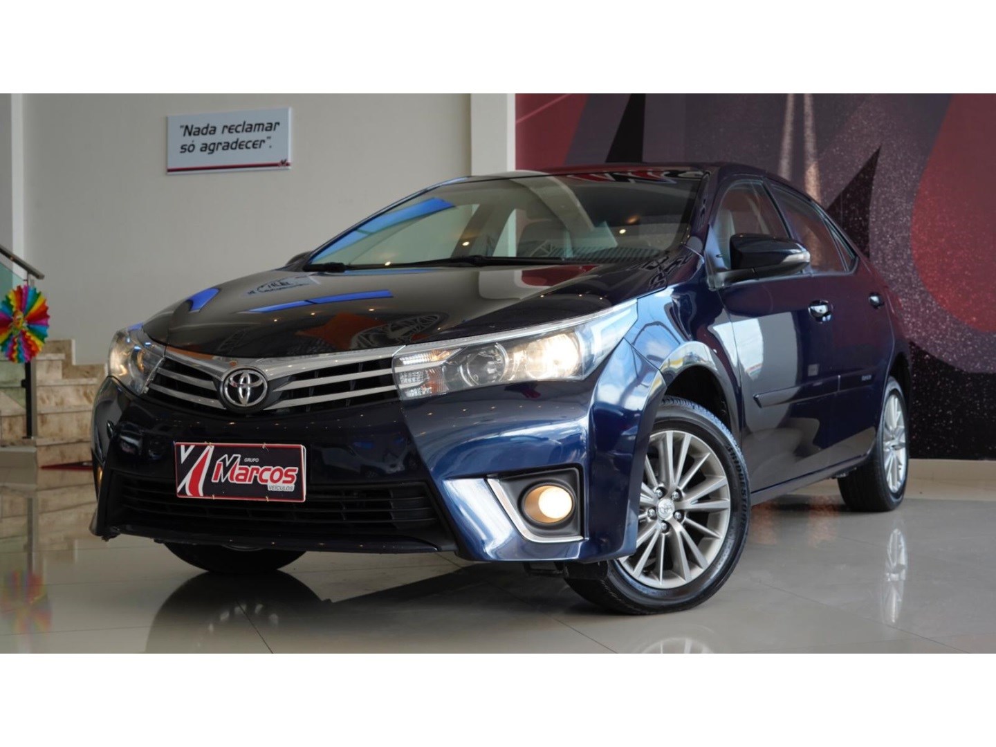 //www.autoline.com.br/carro/toyota/corolla-20-xei-16v-flex-4p-automatico/2017/jaguaquara-ba/24526999