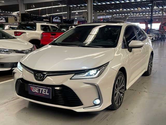 //www.autoline.com.br/carro/toyota/corolla-20-sedan-altis-premium-16v-flex-4p-cvt/2020/varzea-grande-mt/24581318