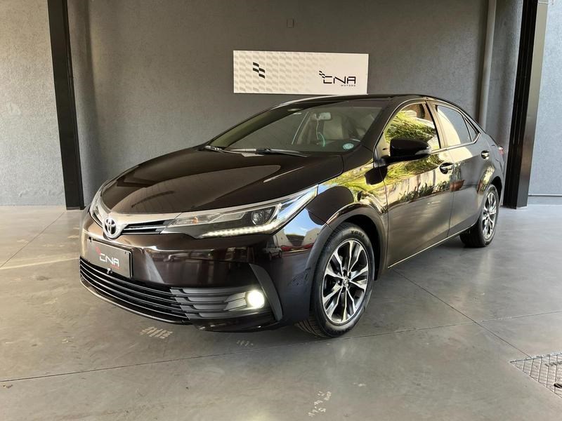 //www.autoline.com.br/carro/toyota/corolla-20-altis-16v-flex-4p-automatico/2018/campo-grande-ms/24786746