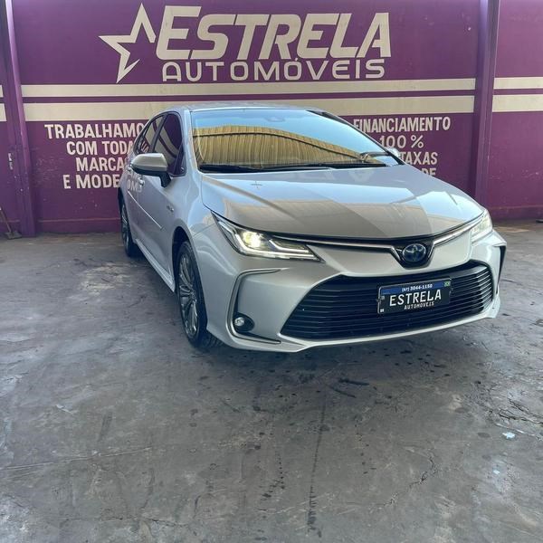 //www.autoline.com.br/carro/toyota/corolla-18-altis-hybrid-16v-flex-4p-cvt/2020/campo-grande-ms/24806486