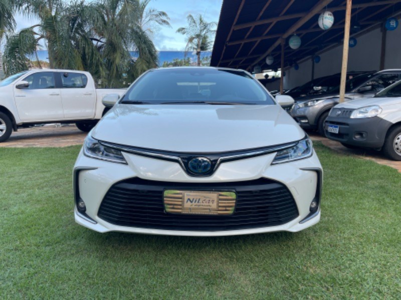 //www.autoline.com.br/carro/toyota/corolla-18-altis-hybrid-16v-flex-4p-cvt/2021/natal-rn/24818040
