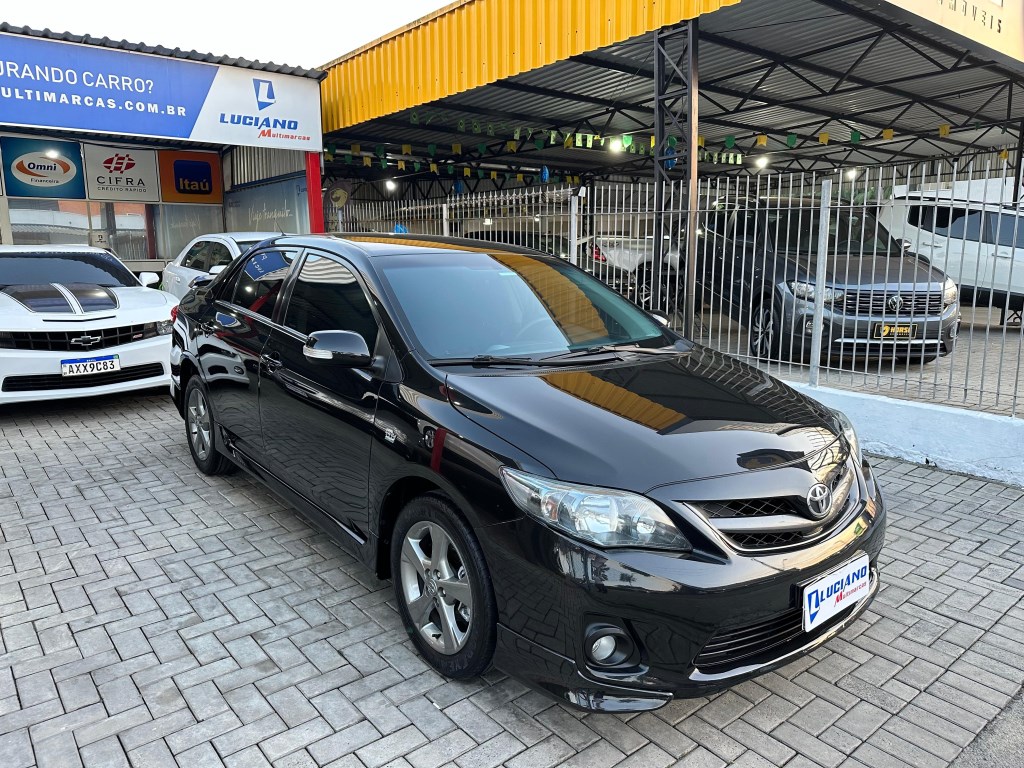 //www.autoline.com.br/carro/toyota/corolla-20-xrs-16v-flex-4p-automatico/2013/icara-sc/24820545