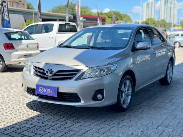//www.autoline.com.br/carro/toyota/corolla-20-xei-16v-flex-4p-automatico/2013/fortaleza-ce/24882583