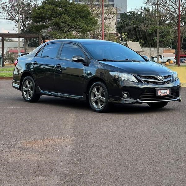 //www.autoline.com.br/carro/toyota/corolla-20-xrs-16v-flex-4p-automatico/2013/cascavel-pr/24882814