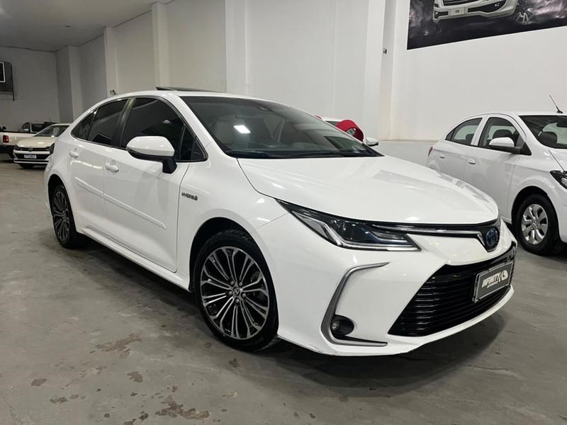 //www.autoline.com.br/carro/toyota/corolla-18-altis-hybrid-16v-flex-4p-cvt/2020/cuiaba-mt/24920410