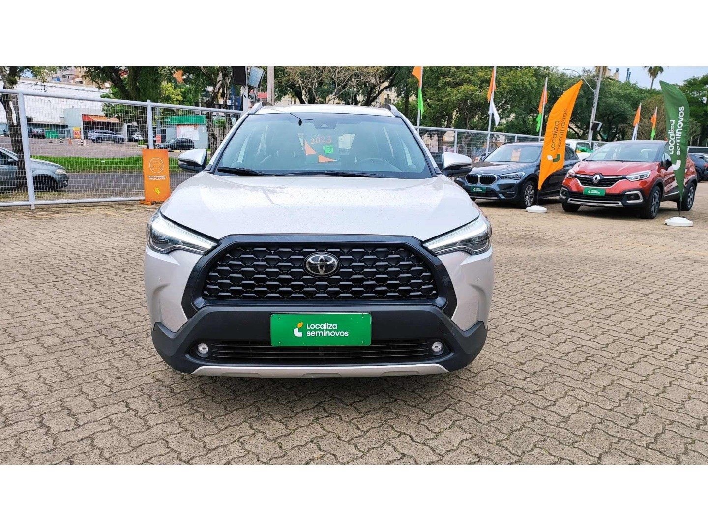 //www.autoline.com.br/carro/toyota/corolla-20-sedan-altis-premium-16v-flex-4p-cvt/2023/porto-alegre-rs/24927550