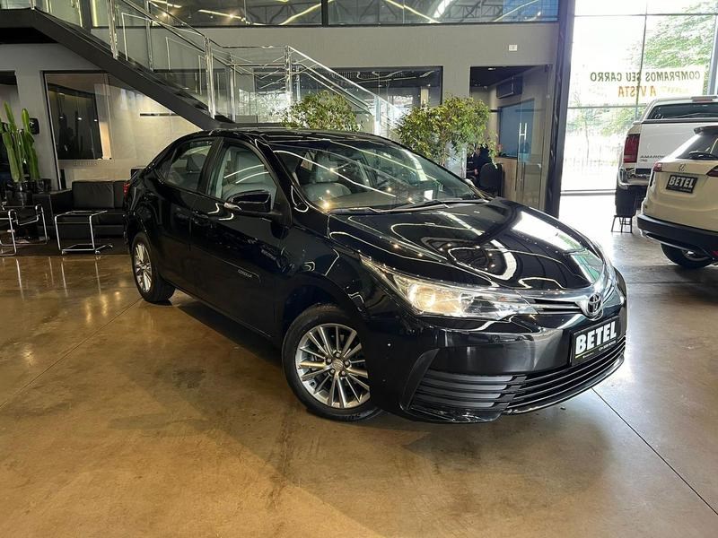 //www.autoline.com.br/carro/toyota/corolla-18-gli-upper-16v-flex-4p-automatico/2018/londrina-pr/24933082